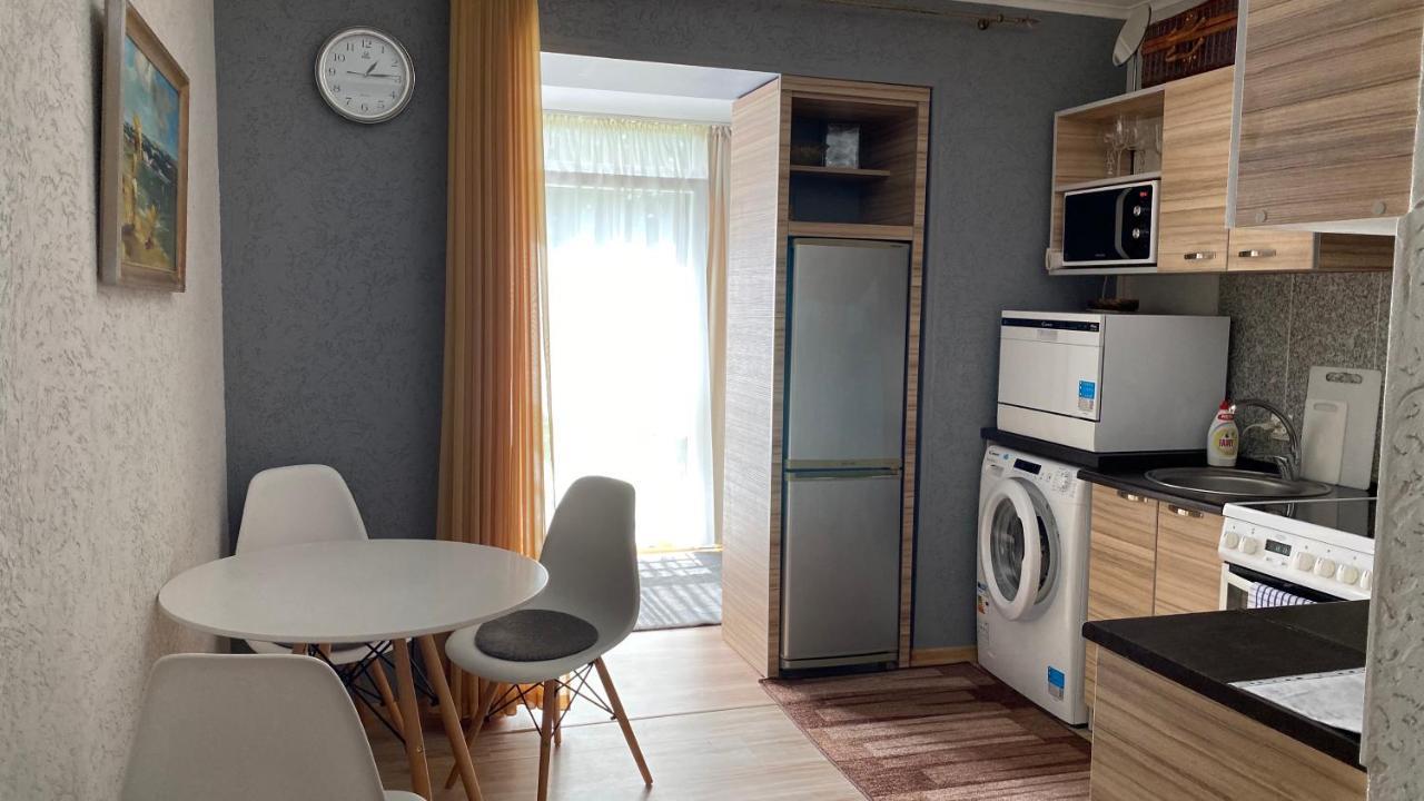 Upes Apartment ยูร์มาลา ภายนอก รูปภาพ